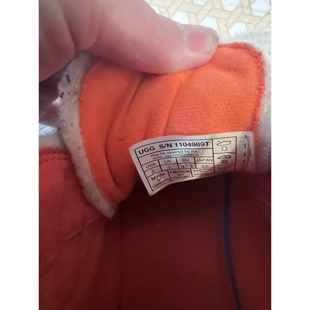 UGG toddlers rennon
